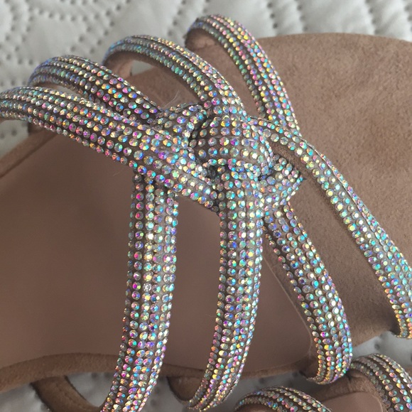 Sandals - Picture 3 of 5